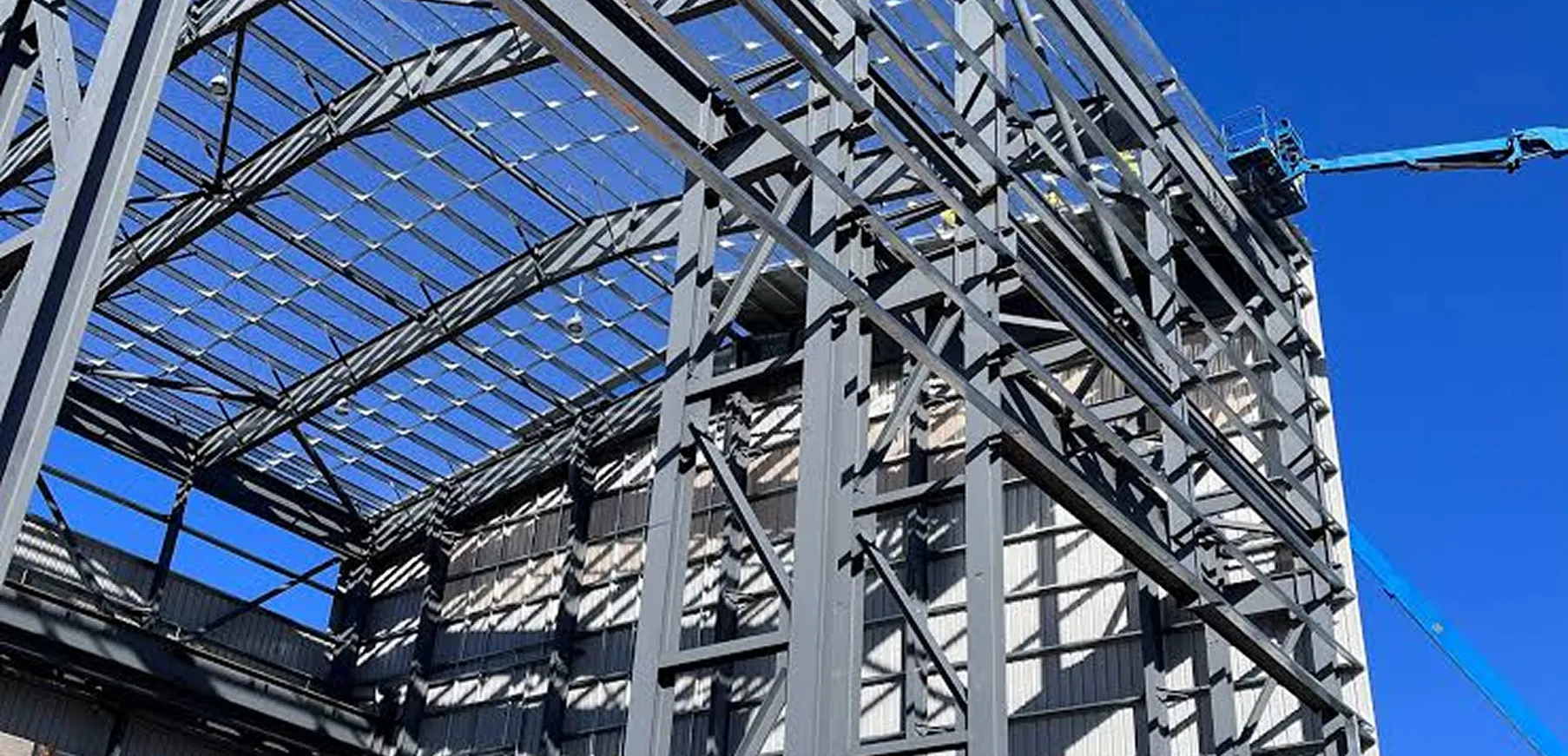 Clear span vs. multi-span steel buildings
